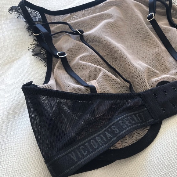 Victorian’s Secret Lace Underwire High Neck Bra NWT - Picture 8 of 14